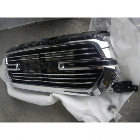 dodge-ram-1500-2019-atrapa-grill-chrom-znaczek