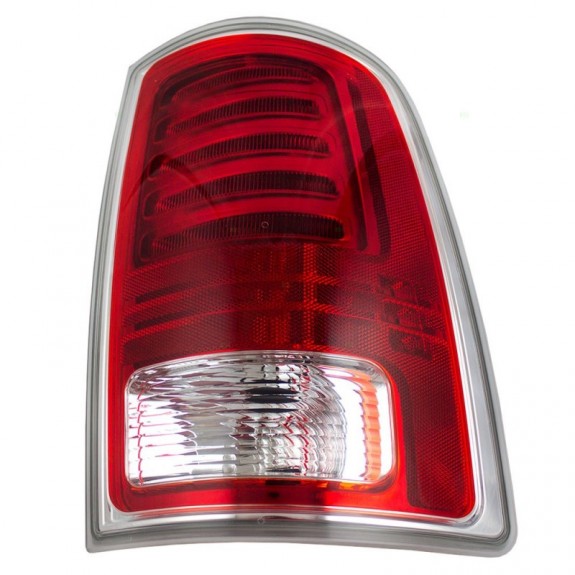 lampa-prawa-tylna-led-z-chrom-nowa-dodge-ram-2013-2018