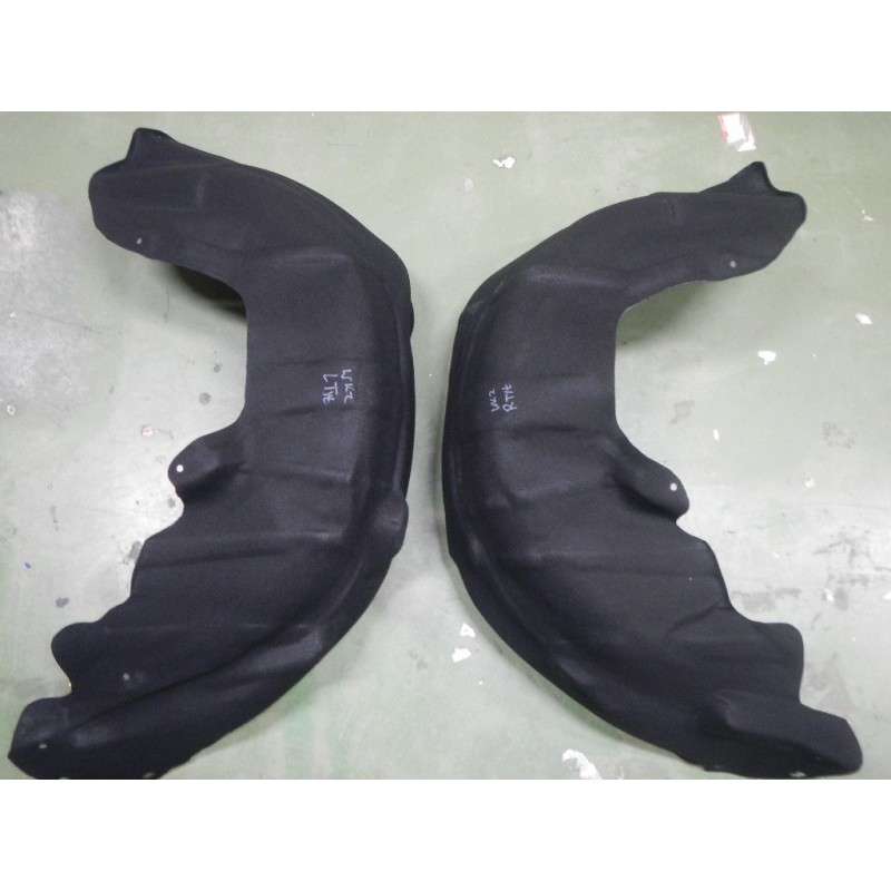 JEEP GRAND CHEROKEE WK2 2011-2021 NADKOLE LEWE TYŁ SZMACIANE