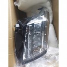 cadillac-escalade-2015-2020-lampa-prawa-lewa-przednia-full-led-komplet