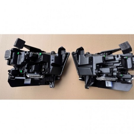 dodge-ram-limited-19-typ-trx-lampa-lampy-led-mocowania-lewa-prawa-czarne