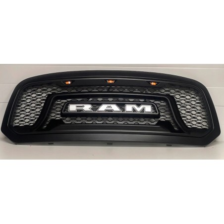 dodge-ram-1500-2013-18-atrapa-grill-styl-wzor-rebel-lampki-instalacja