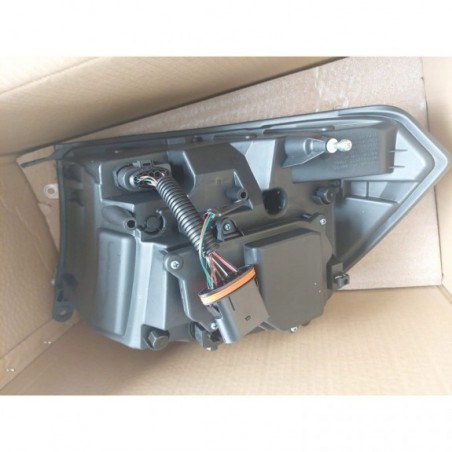 dodge-ram-2013-2018-lampa-prawa-lewa-black-led-drl-soczewka-kpl