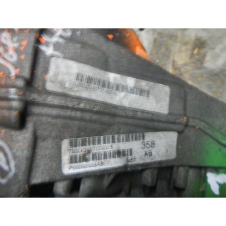 jeep-grand-cherokee-wk2-2011-most-dyfer-tyl-345