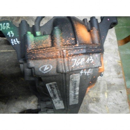 jeep-grand-cherokee-wk2-2011-most-dyfer-tyl-345