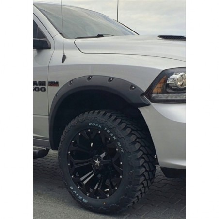 DODGE RAM 1500 2011- LISTWA NAKŁADKI POSZERZENIA BŁOTNIKA Z OTWORAM TEXTURA