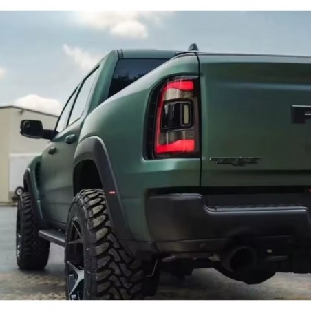 DODGE RAM 2013-2018 BODY KIT ZDERZAK MASKA BŁOTNIKI LAMPY KOMPLET STYL TRX