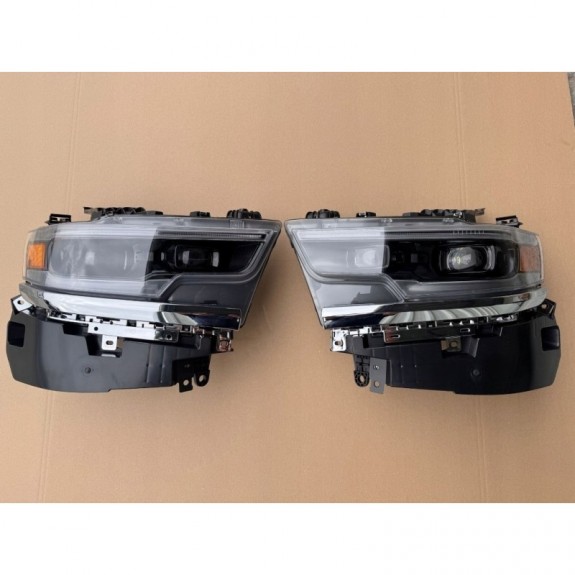 DODGE RAM LIMITED 2019- LAMPA LAMPY LED TYP TRX MOCOWANIA +LISTWY CHROM KPL