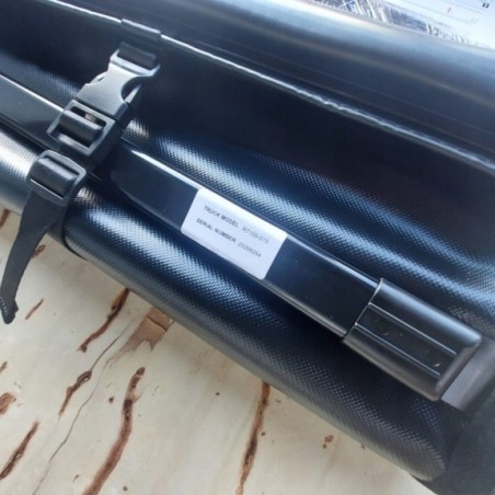 DODGE RAM 1500 IV 09- POKRYWA PAKI KRÓTKA ROLOWANA ŻALUZJA ROLETA PAKI 5.7