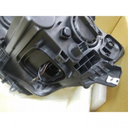 CHRYSLER PACIFICA VOYAGER LX 2017-22 LAMPA XENON Z LED EUROPA KOMPLET L + R
