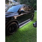 JEEP GRAND CHEROKEE WL 2021- PRÓG PROGI ELEKTRYCZNE STOPNIE WYSUWANE Z LED