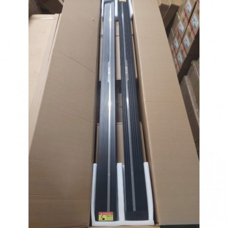 DODGE RAM 1500 IV 2011- PRÓG PROGI ELEKTRYCZNE STOPNIE WYSUWANE Z LED +LOGO