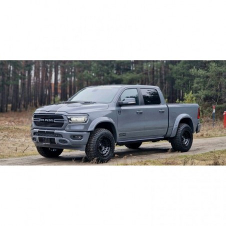 DODGE RAM 1500 IV 2011- PRÓG PROGI ELEKTRYCZNE STOPNIE WYSUWANE Z LED +LOGO