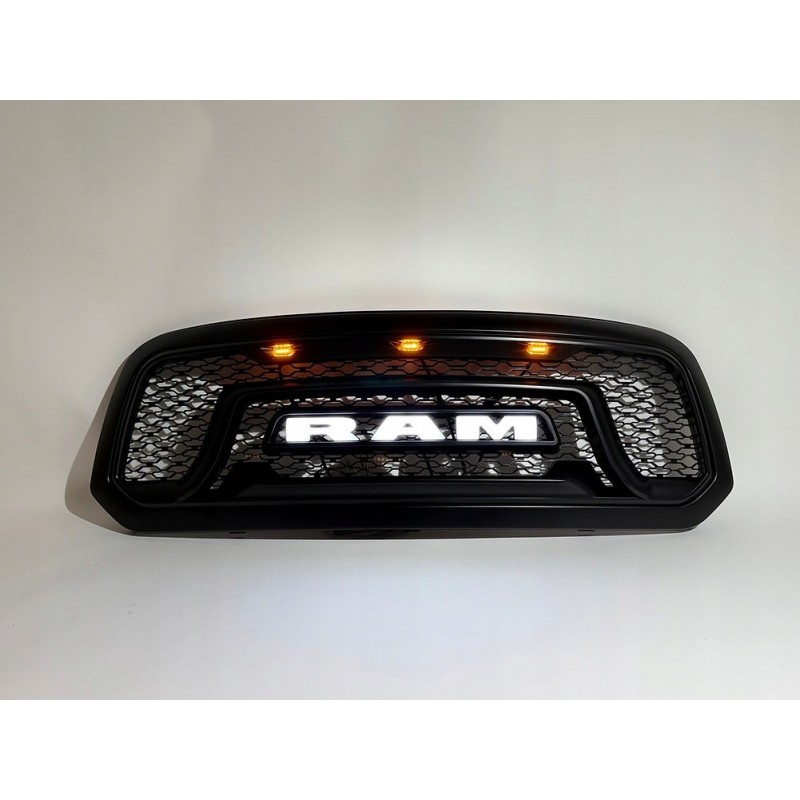 ATRAPA GRILL STYL WZÓR REBEL + LAMPKI + NAPIS LED DODGE RAM 1500 2013-2018
