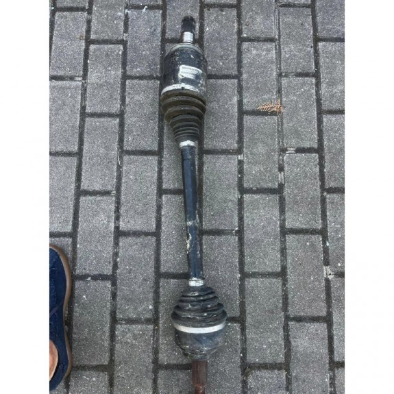 PÓŁOŚ PRZEGUB TYŁ PRAWY OE 68193667AA JEEP GRAND CHEROKEE WK2 5.7 2011-2020